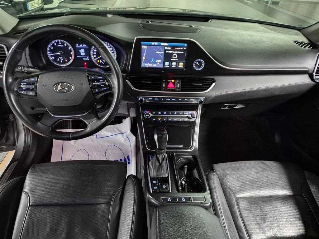 Hyundai Grandeur — photo 06