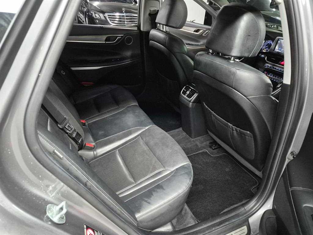 Hyundai Grandeur — photo 10