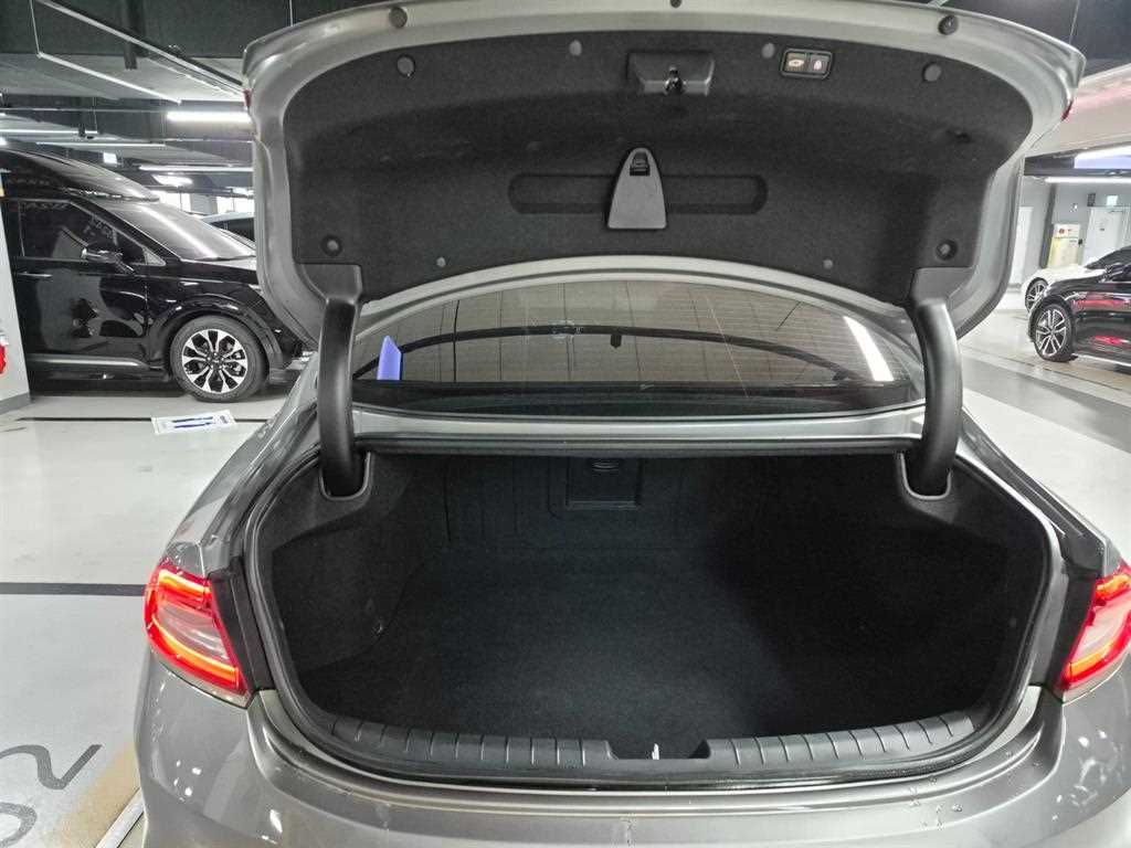 Hyundai Grandeur — photo 20