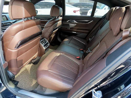 BMW 7-Series — photo 06