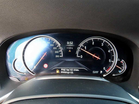 BMW 7-Series — photo 09