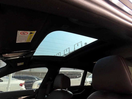 BMW 7-Series — photo 17