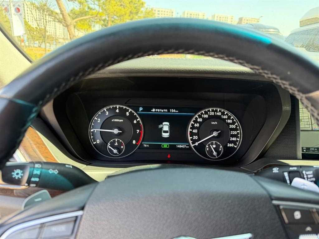 Genesis EQ900 — photo 08