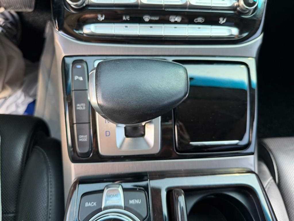 Genesis EQ900 — photo 11