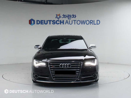 Audi S8 — photo 03