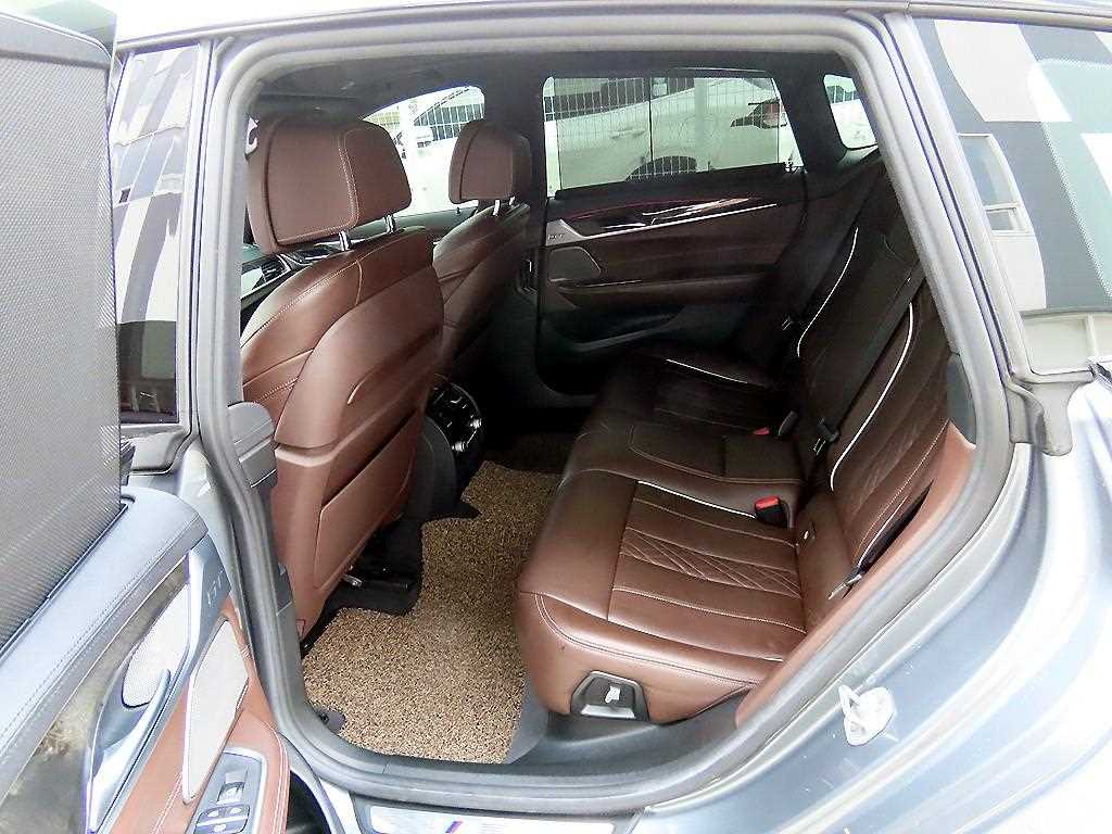 BMW Gran Turismo — photo 06