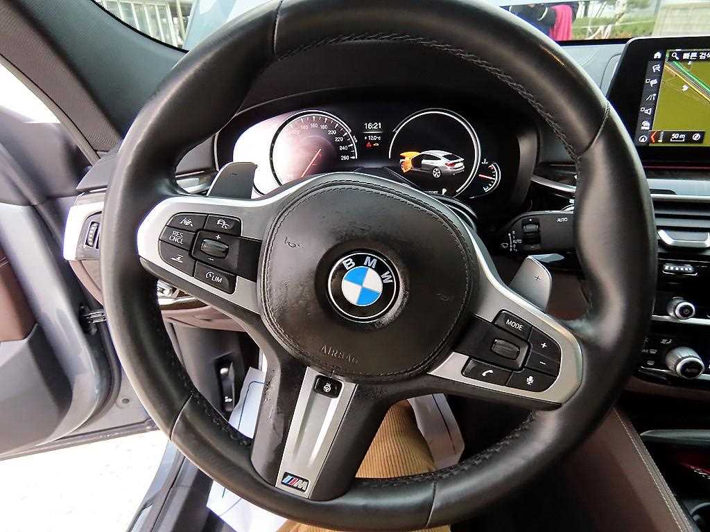 BMW Gran Turismo — photo 08