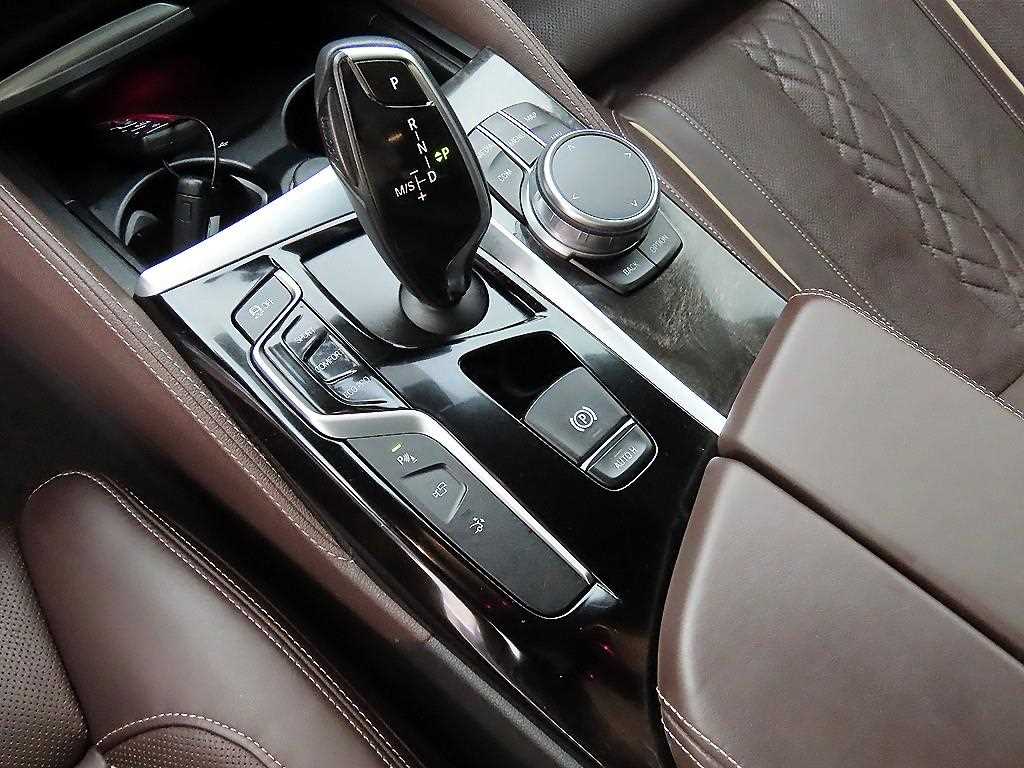 BMW Gran Turismo — photo 11