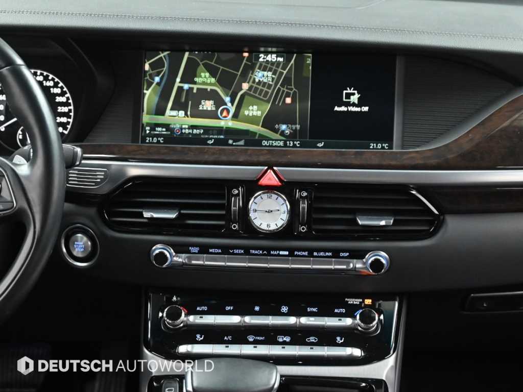 Genesis EQ900 — photo 14