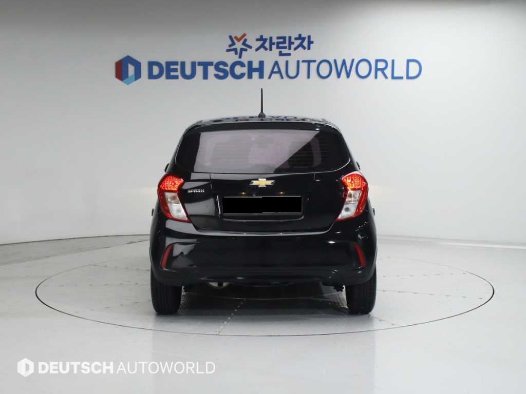 CHEVROLET Spark — photo 04