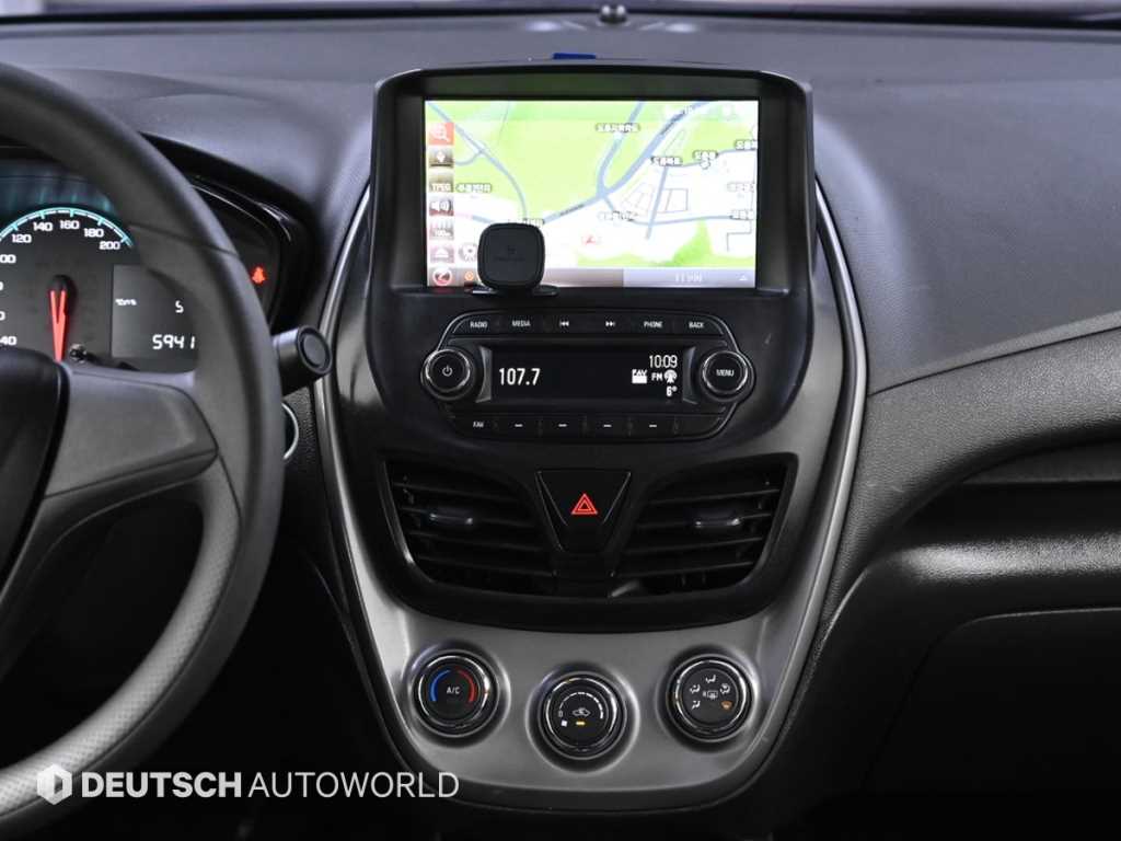 CHEVROLET Spark — photo 14