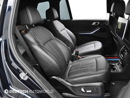 BMW X7 — photo 12