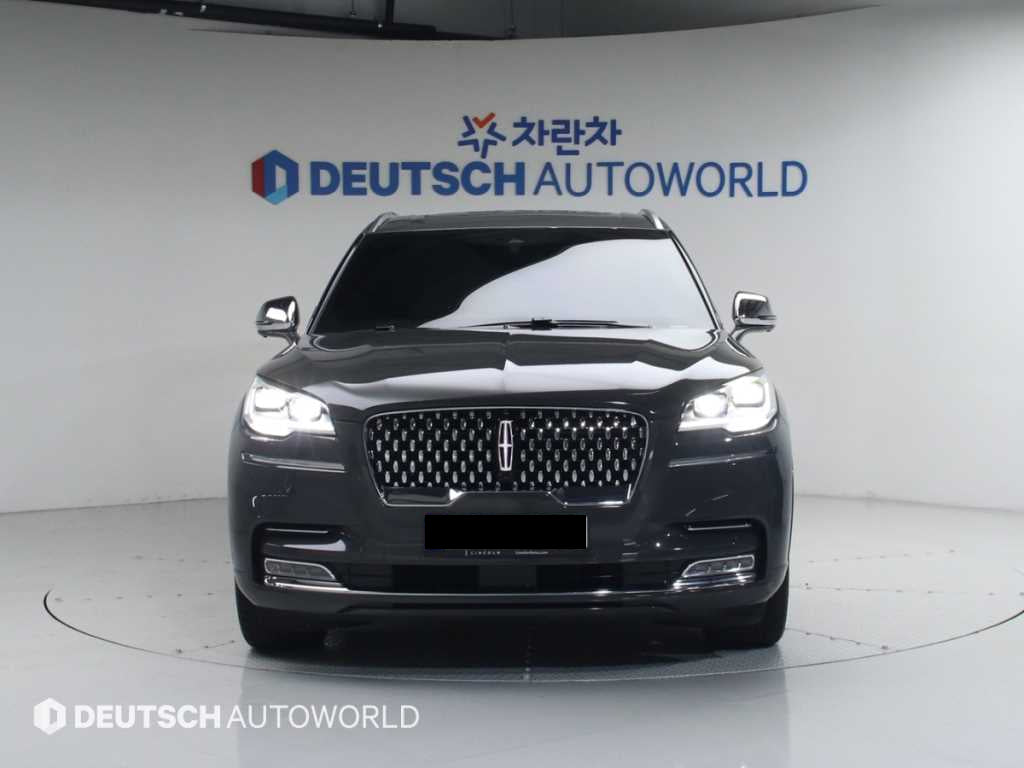 Lincoln Aviator — photo 03