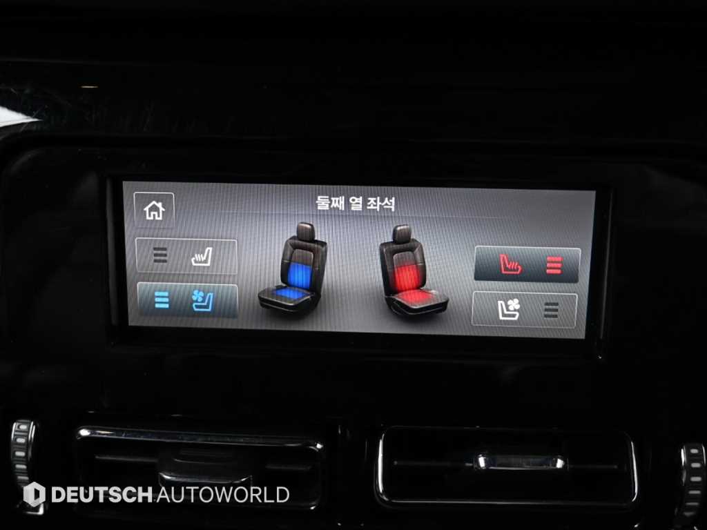 Lincoln Aviator — photo 16