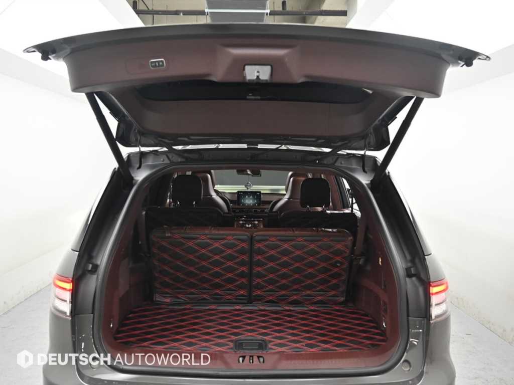 Lincoln Aviator — photo 20