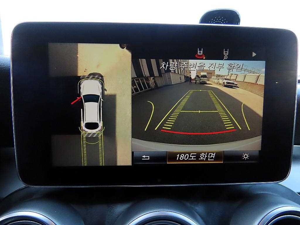 Mercedes-Benz GLC-Class — photo 14