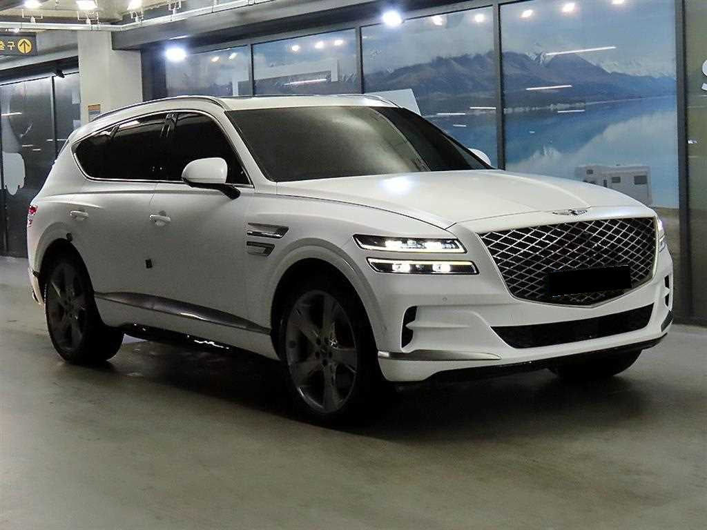 Genesis GV80 — photo 01