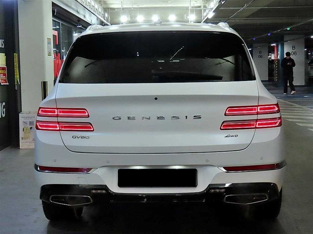 Genesis GV80 — photo 05