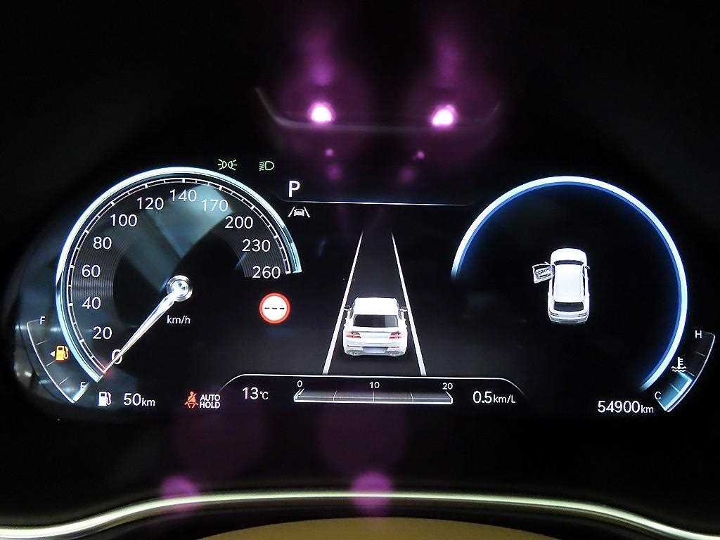 Genesis GV80 — photo 09