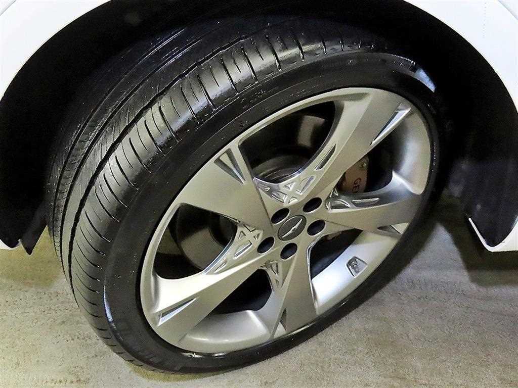 Genesis GV80 — photo 20