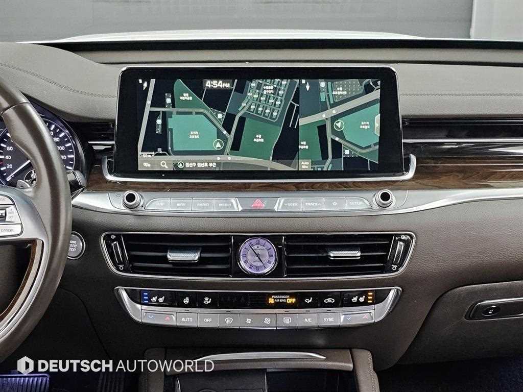 Kia K9 — photo 14