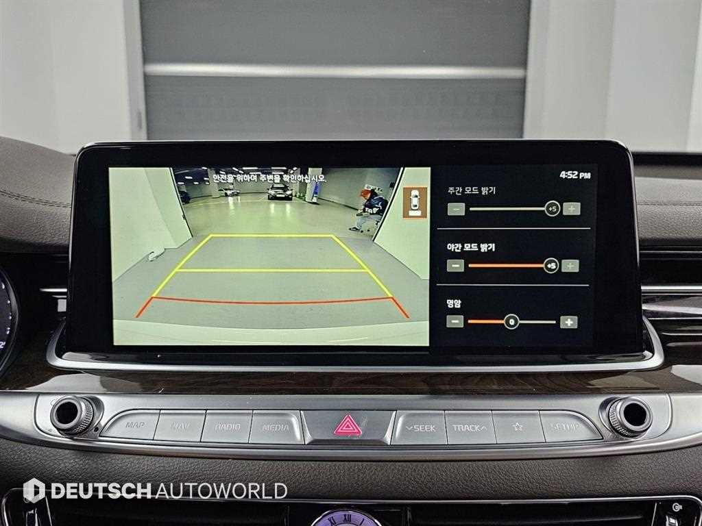 Kia K9 — photo 15