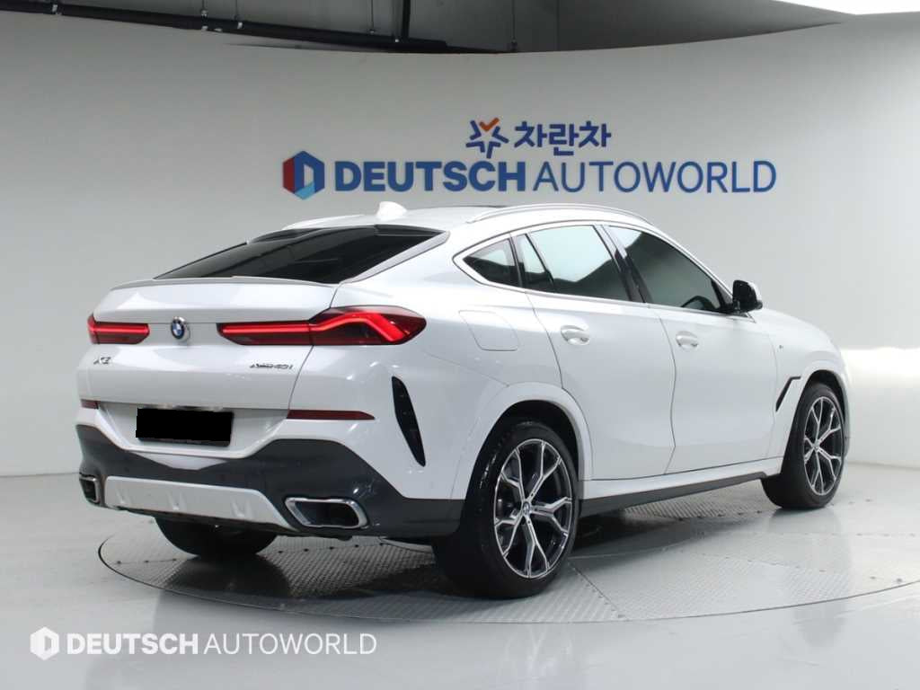 BMW X6 — photo 04