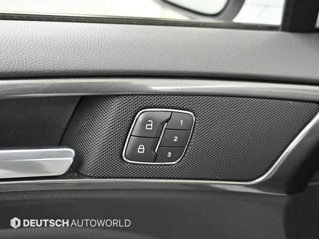 Ford Mondeo — photo 16