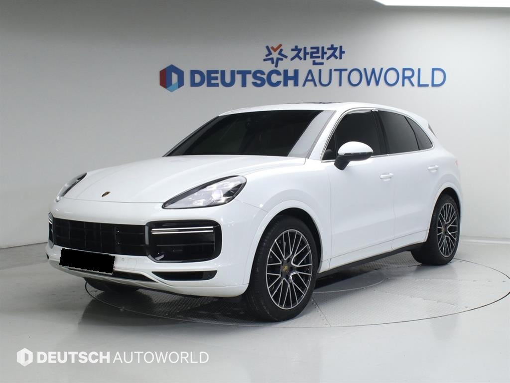 Porsche Cayenne — photo 01