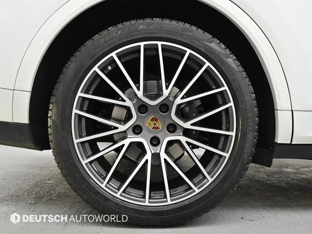Porsche Cayenne — photo 05