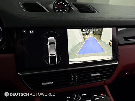 Porsche Cayenne — photo 15