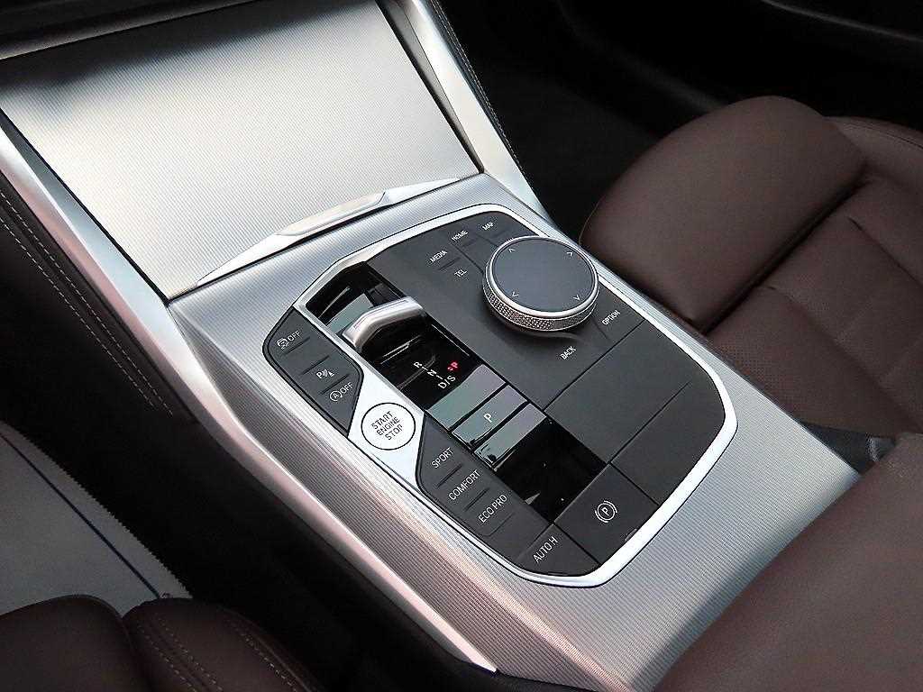 BMW 4-Series — photo 11
