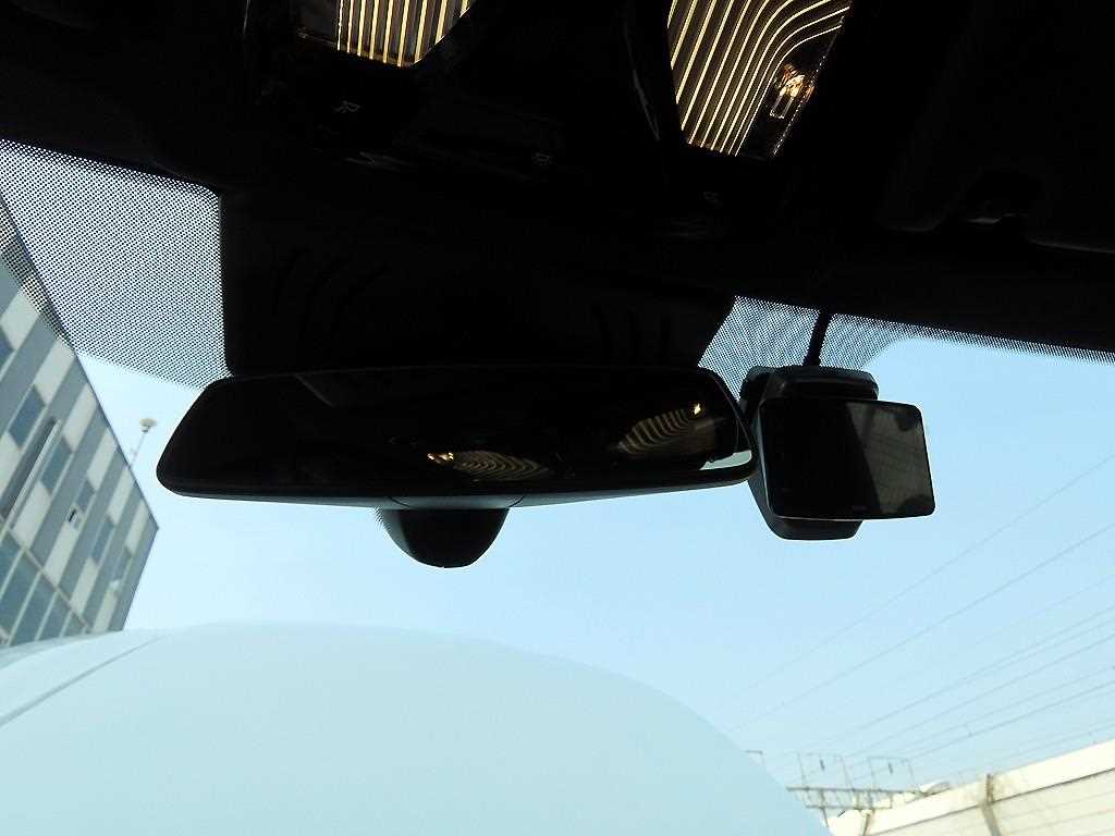 BMW 4-Series — photo 14