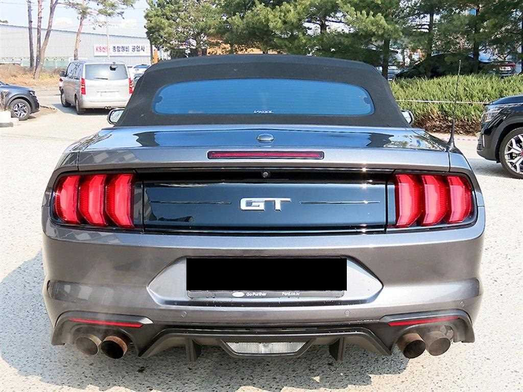 Ford Mustang — photo 05
