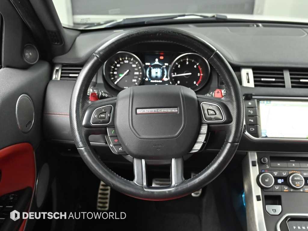 Land Rover Range Rover Evoque — photo 13