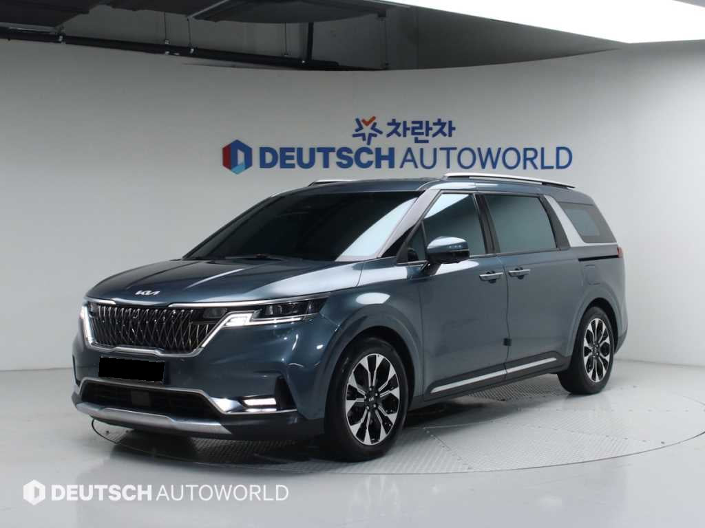Kia Carnival — photo 02