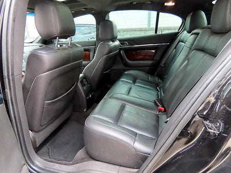 Lincoln MKS — photo 06