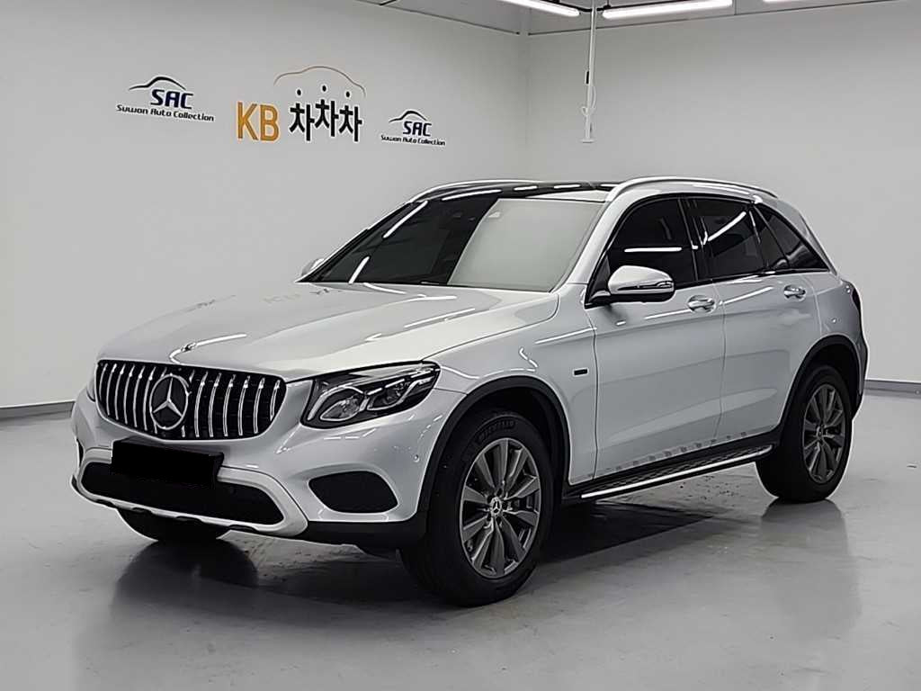 Mercedes-Benz GLC-Class — photo 01