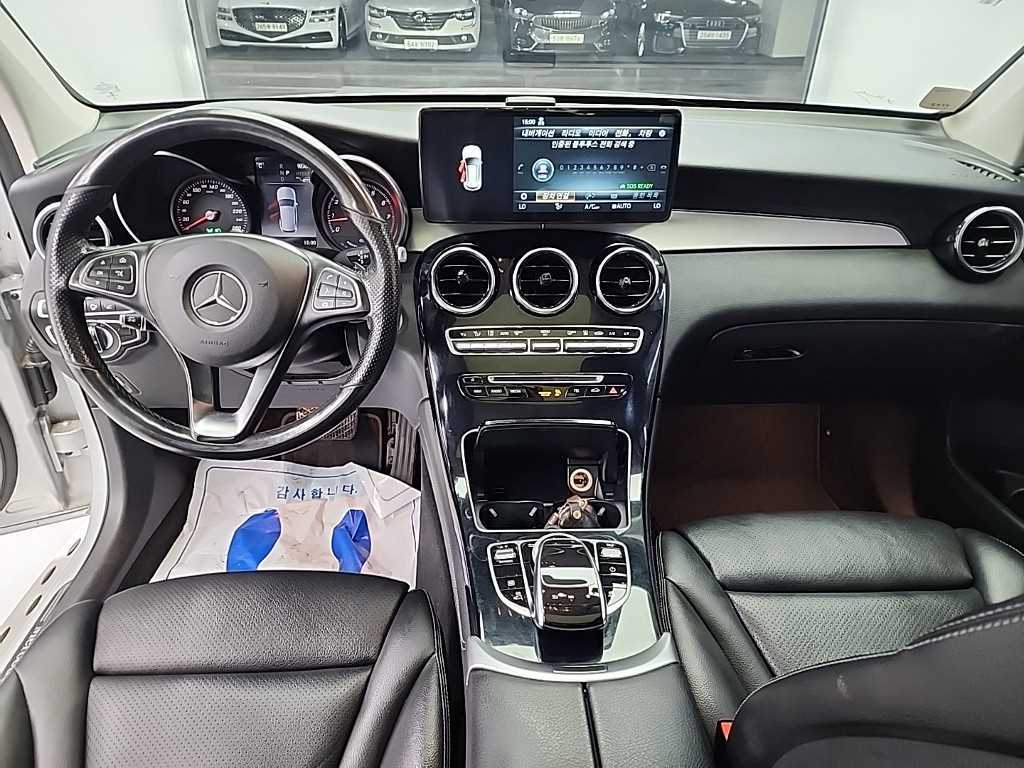 Mercedes-Benz GLC-Class — photo 07