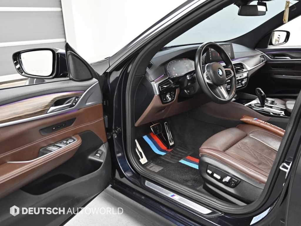 BMW Gran Turismo — photo 11