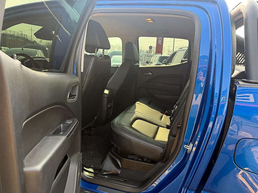 CHEVROLET Colorado — photo 07