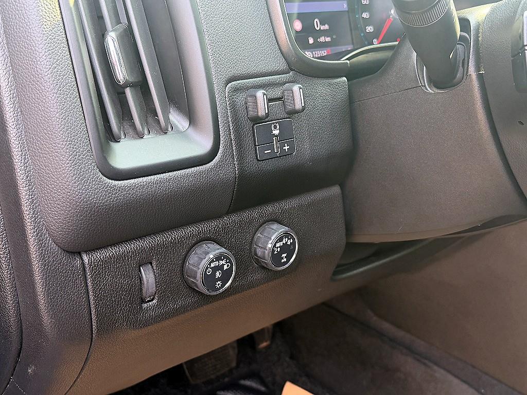 CHEVROLET Colorado — photo 13