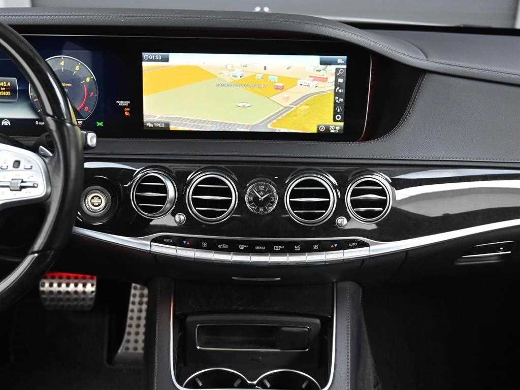 Mercedes-Benz S-Class — photo 14