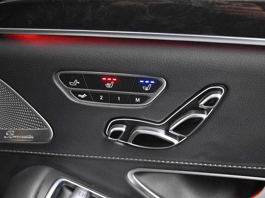 Mercedes-Benz S-Class — photo 16