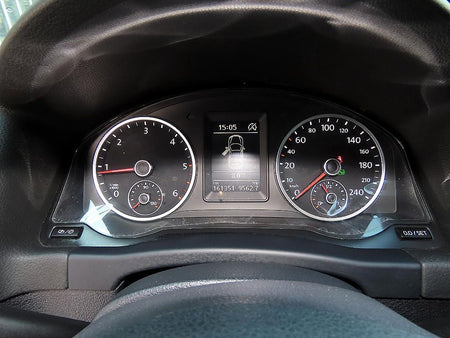 Volkswagen Tiguan — photo 09