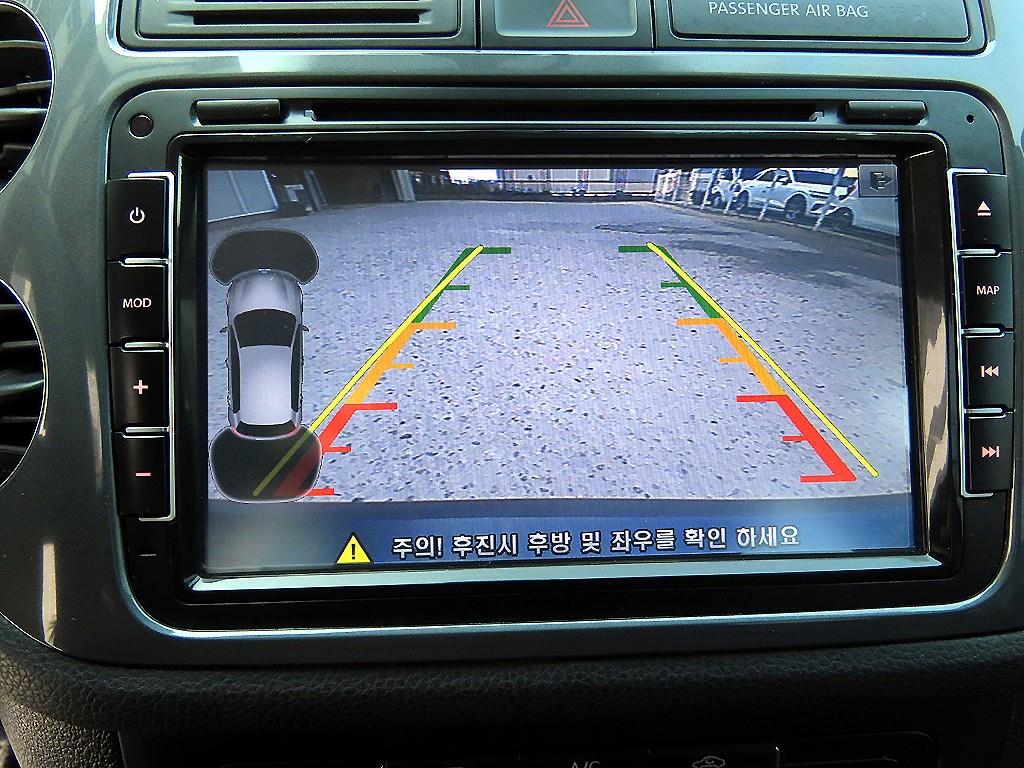 Volkswagen Tiguan — photo 14