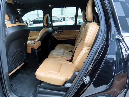 Volvo XC90 — photo 06