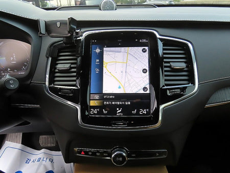Volvo XC90 — photo 12