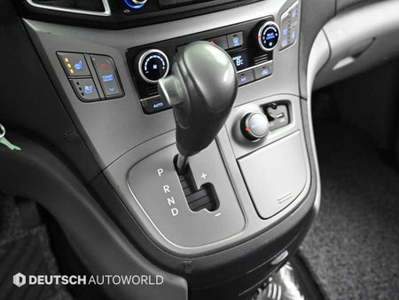 Hyundai Starex — photo 09