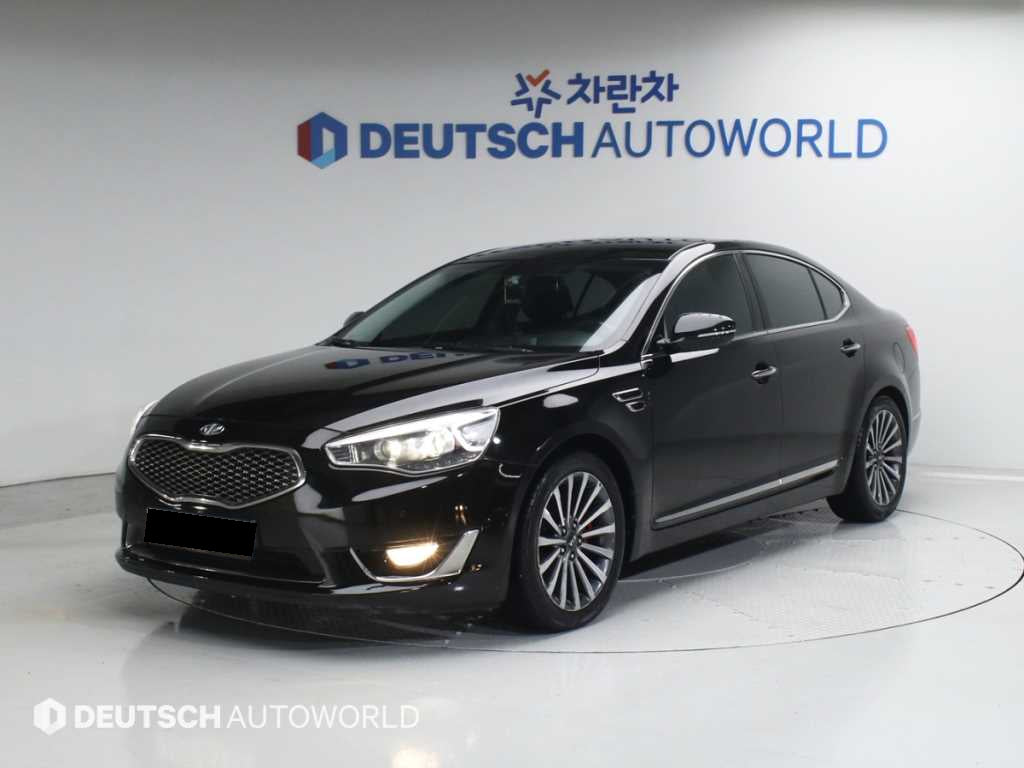 Kia K7 — photo 01